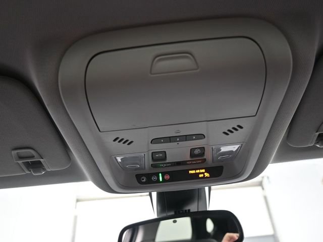 Used 2023 Chevrolet Blazer LT image 12