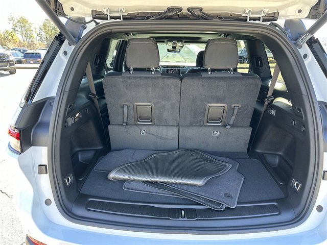 New 2025 Jeep Grand Cherokee L Laredo w/ Luxury Tech Group I image 19