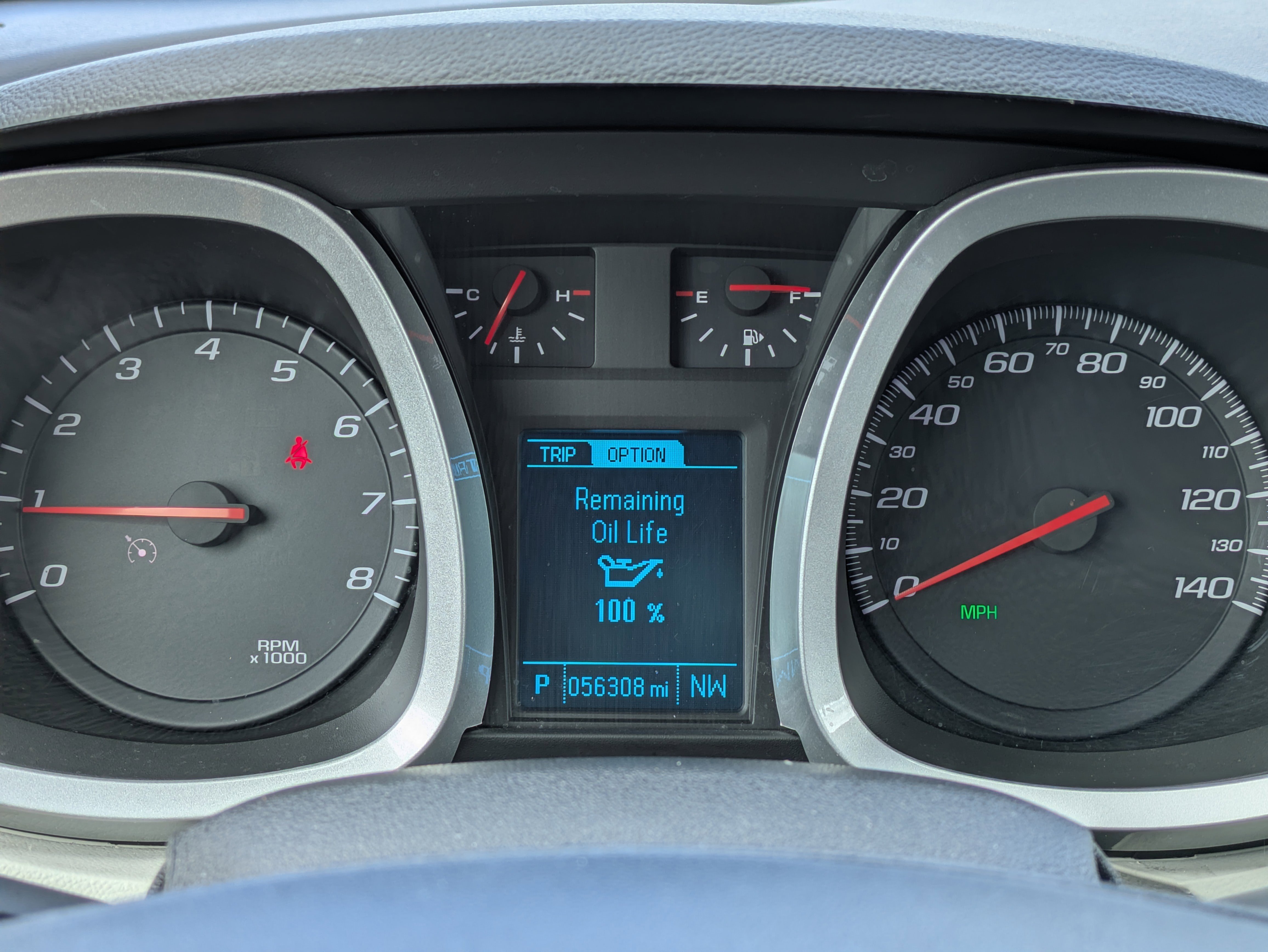 Used 2017 Chevrolet Equinox Premier w/ Enhanced Convenience Package FWD image 25