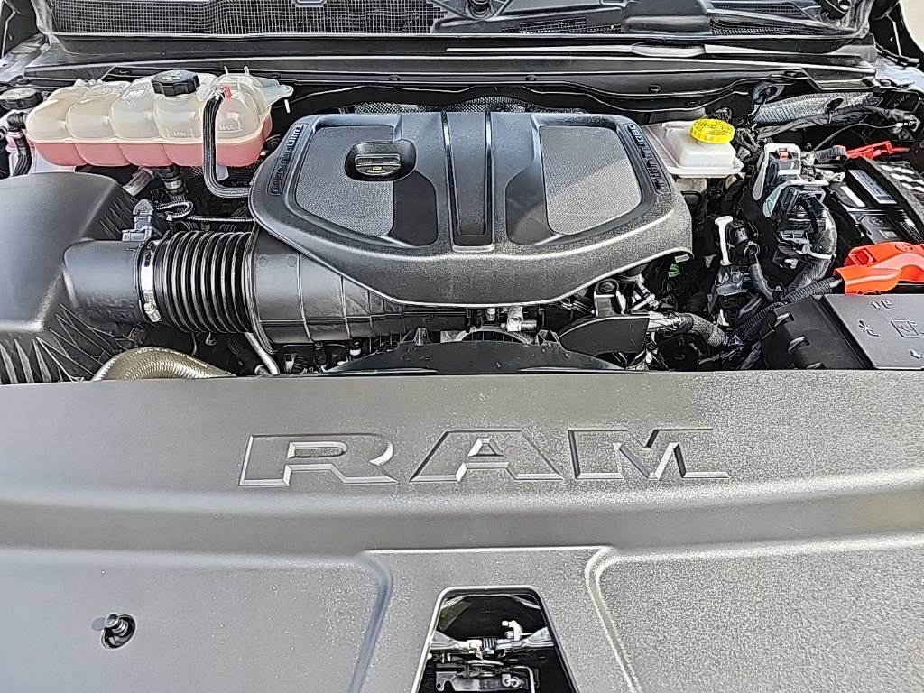 Certified 2025 RAM 1500 Big Horn image 35