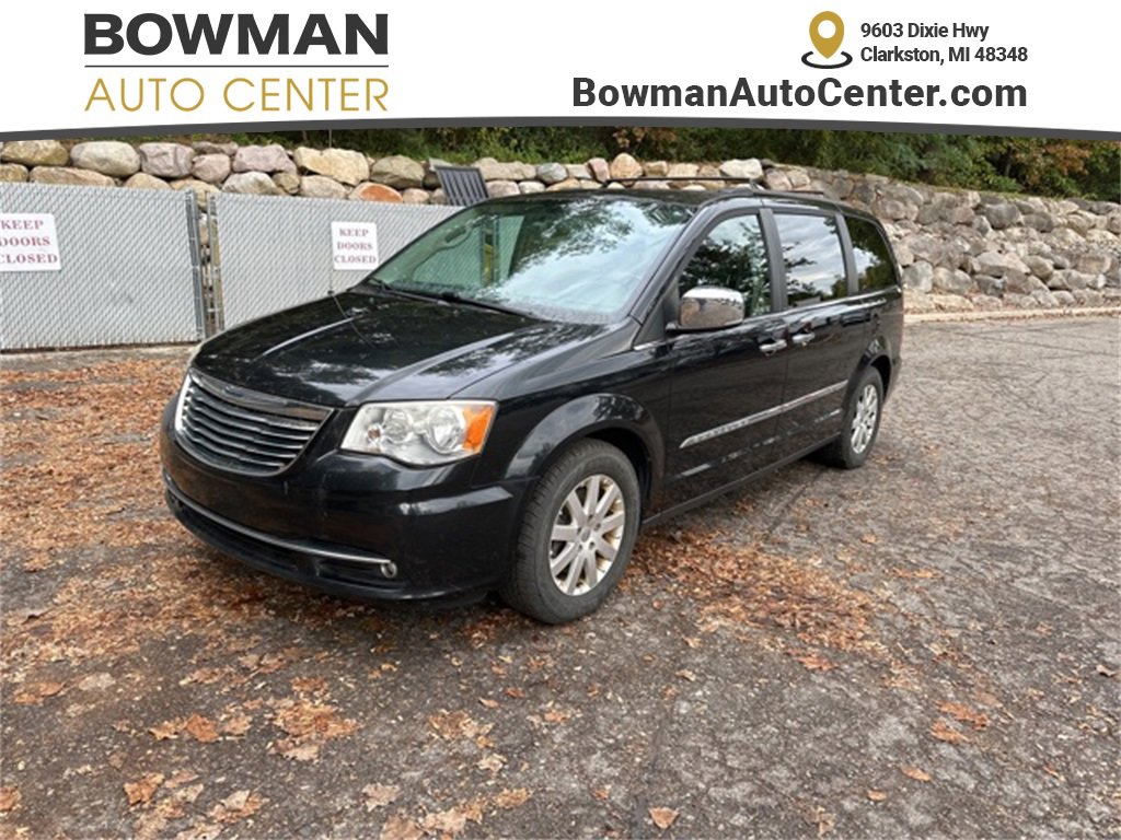Used 2012 Chrysler Town & Country Touring-L w/ Entertainment Group #2