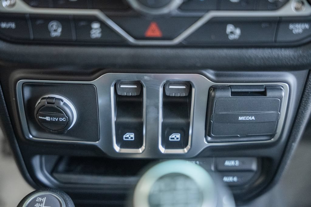 New 2026 Jeep Wrangler Sport AWD/4WD image 25