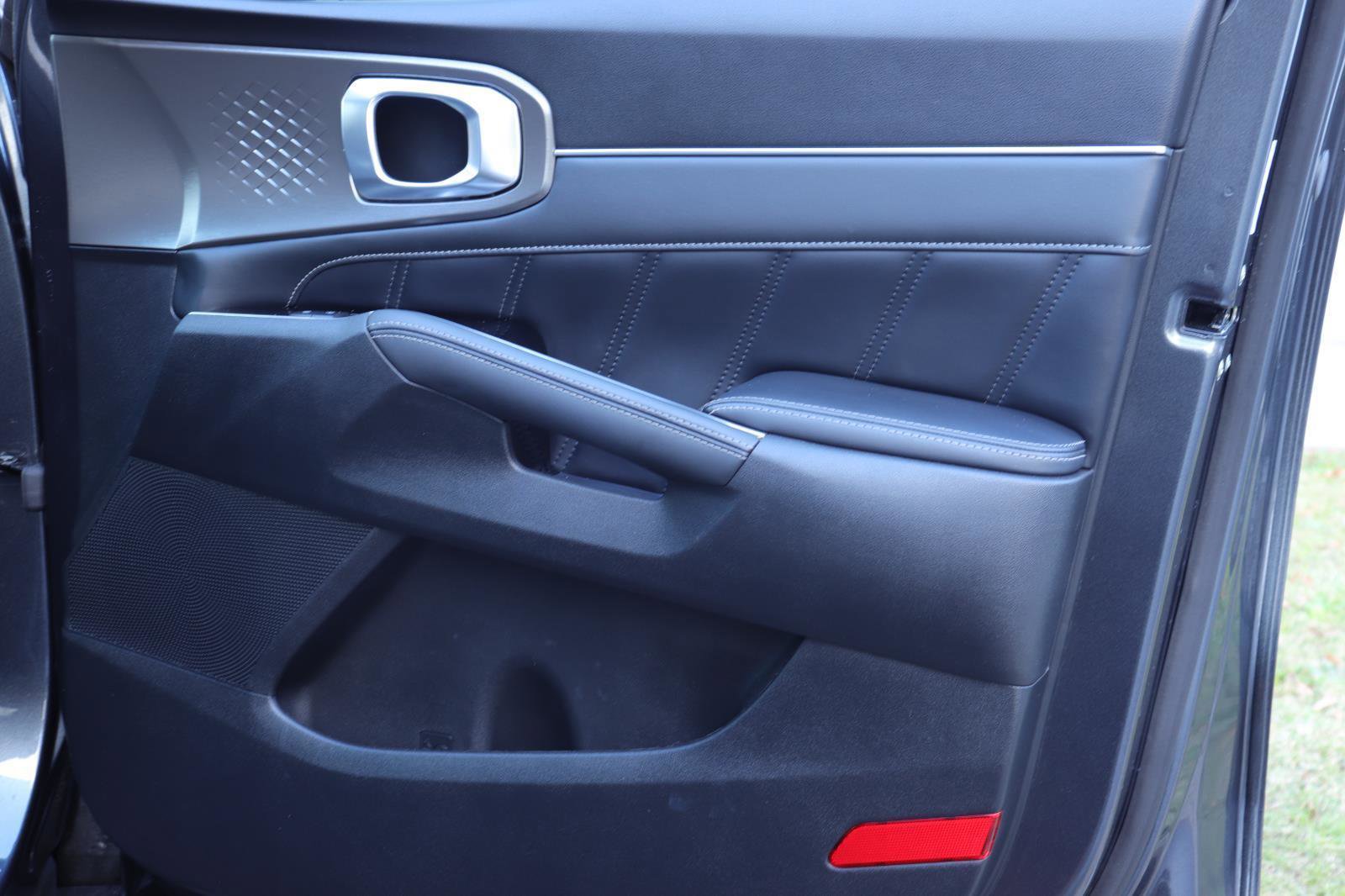 Used 2021 Kia Sorento SX image 19