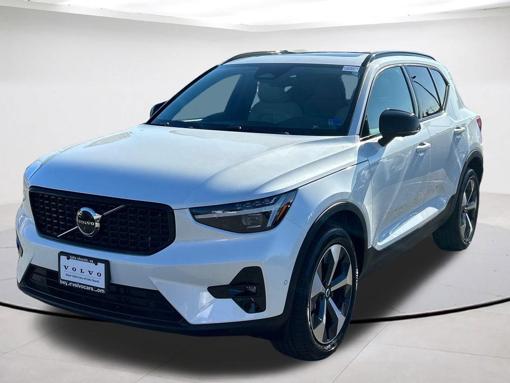 Certified 2026 Volvo XC40 B5 Plus