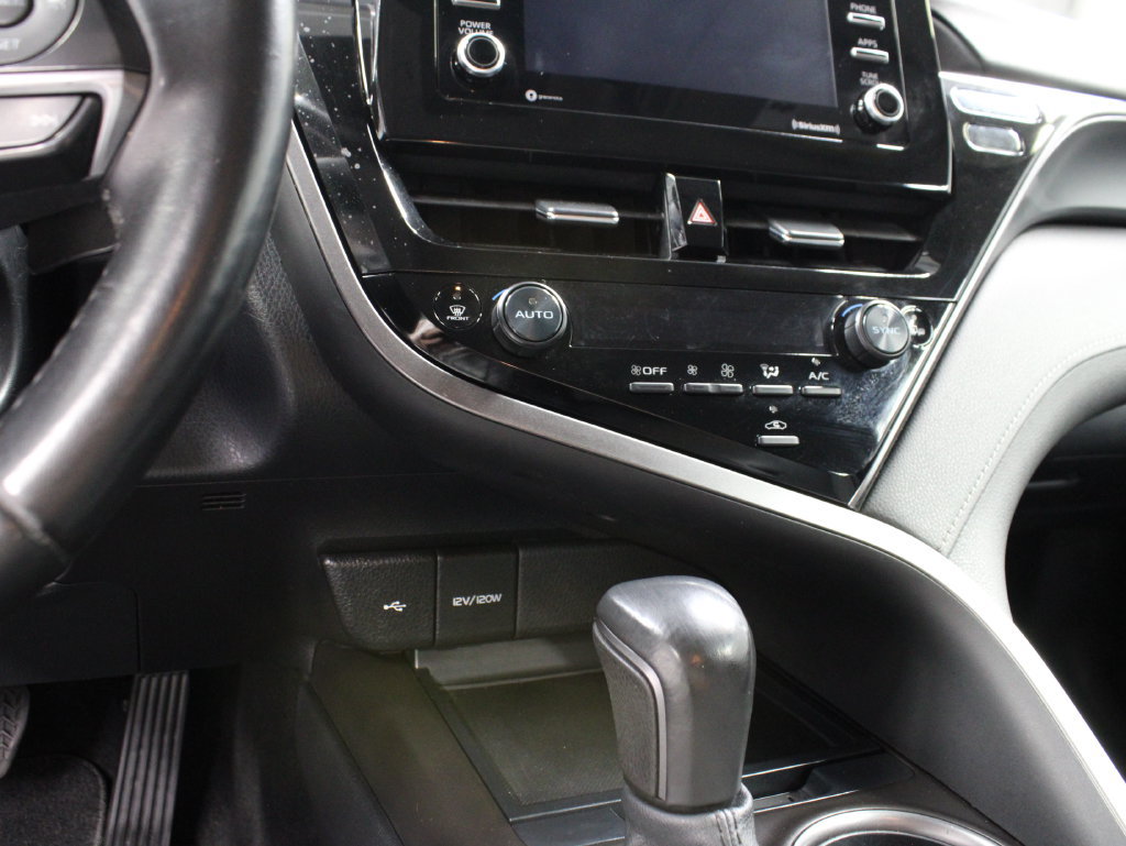 Used 2022 Toyota Camry SE FWD image 46