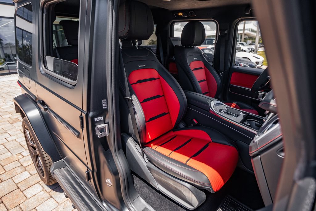 Used 2025 Mercedes-Benz G 63 AMG 4MATIC image 34