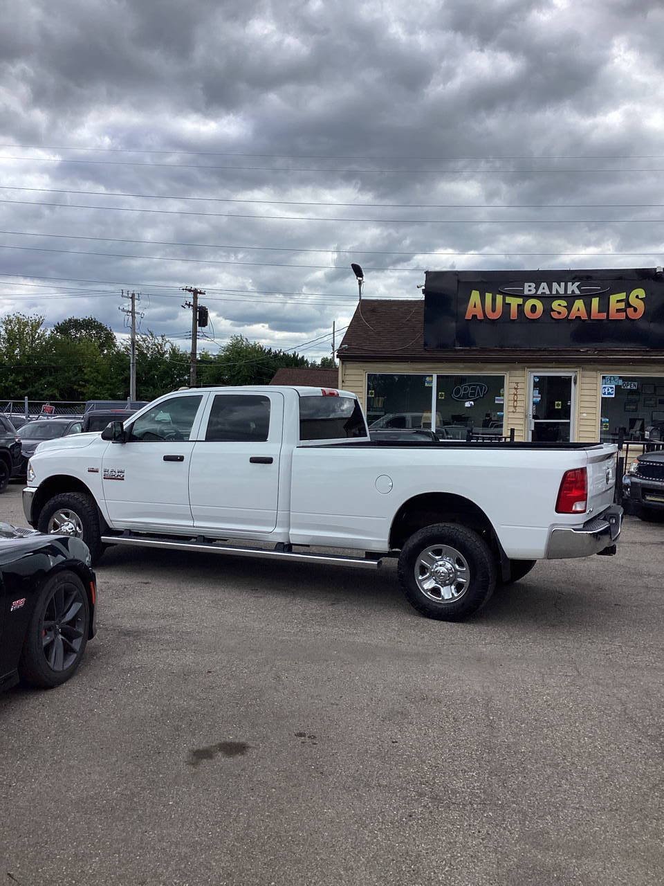 Used 2017 RAM 2500 Tradesman w/ Chrome Appearance Group AWD/4WD image 1