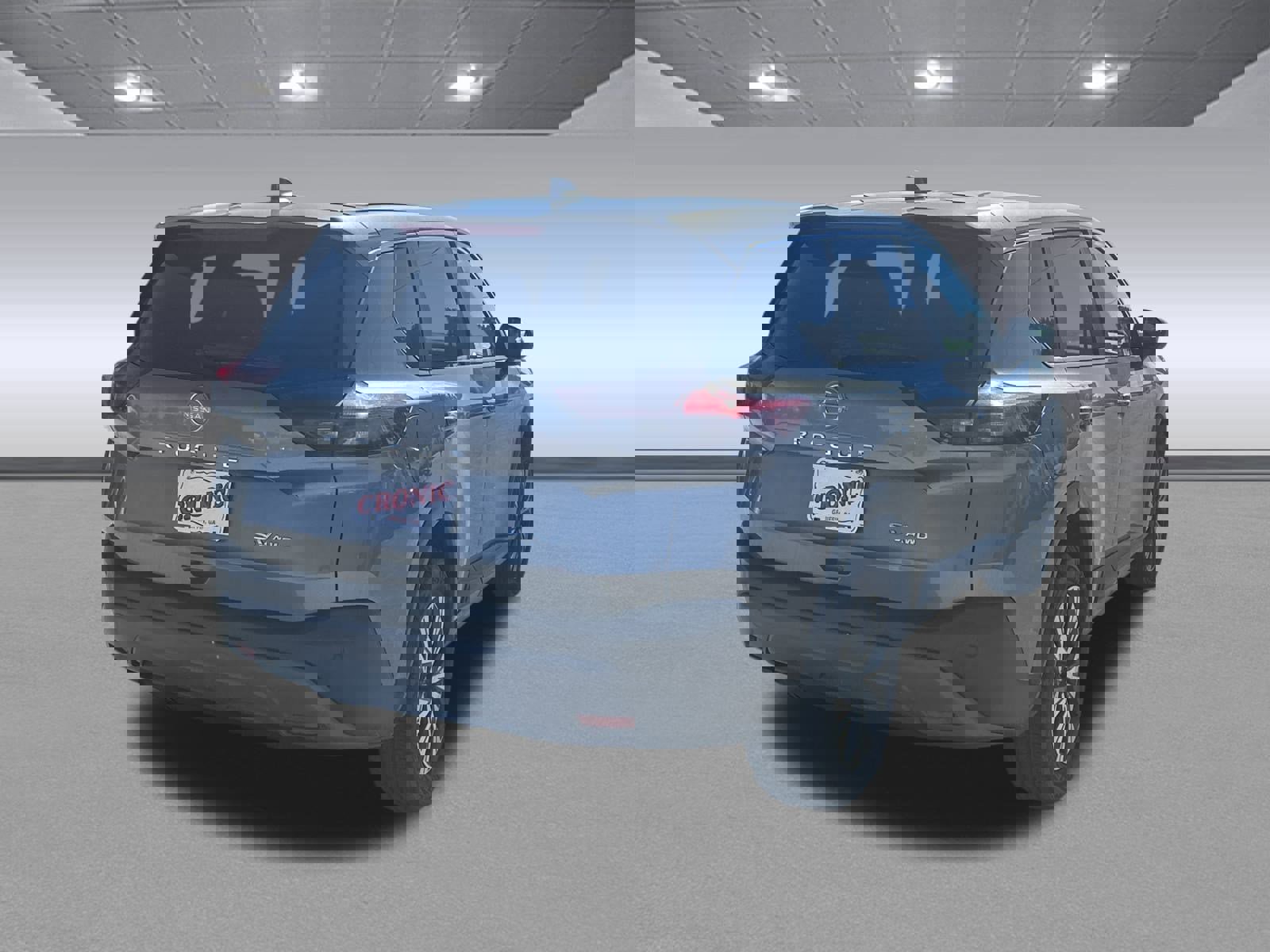 Used 2023 Nissan Rogue SV image 3