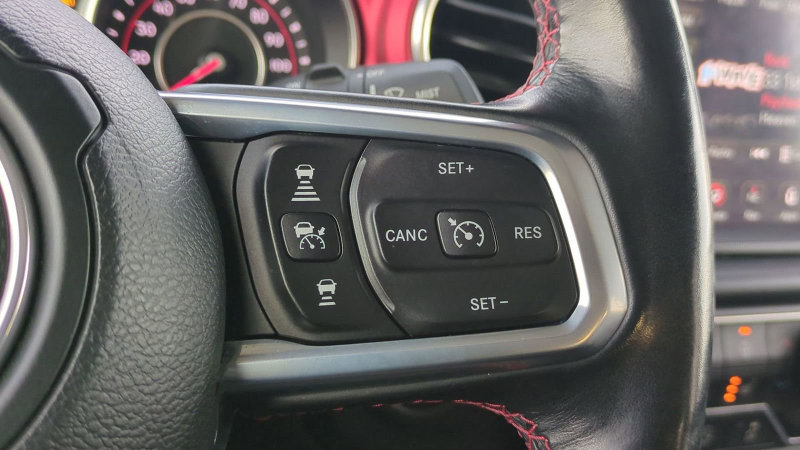 Used 2020 Jeep Wrangler Unlimited Rubicon w/ Dual Top Group image 28