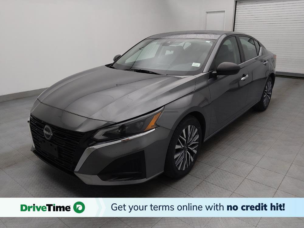 Used 2024 Nissan Altima 2.5 SV image 1