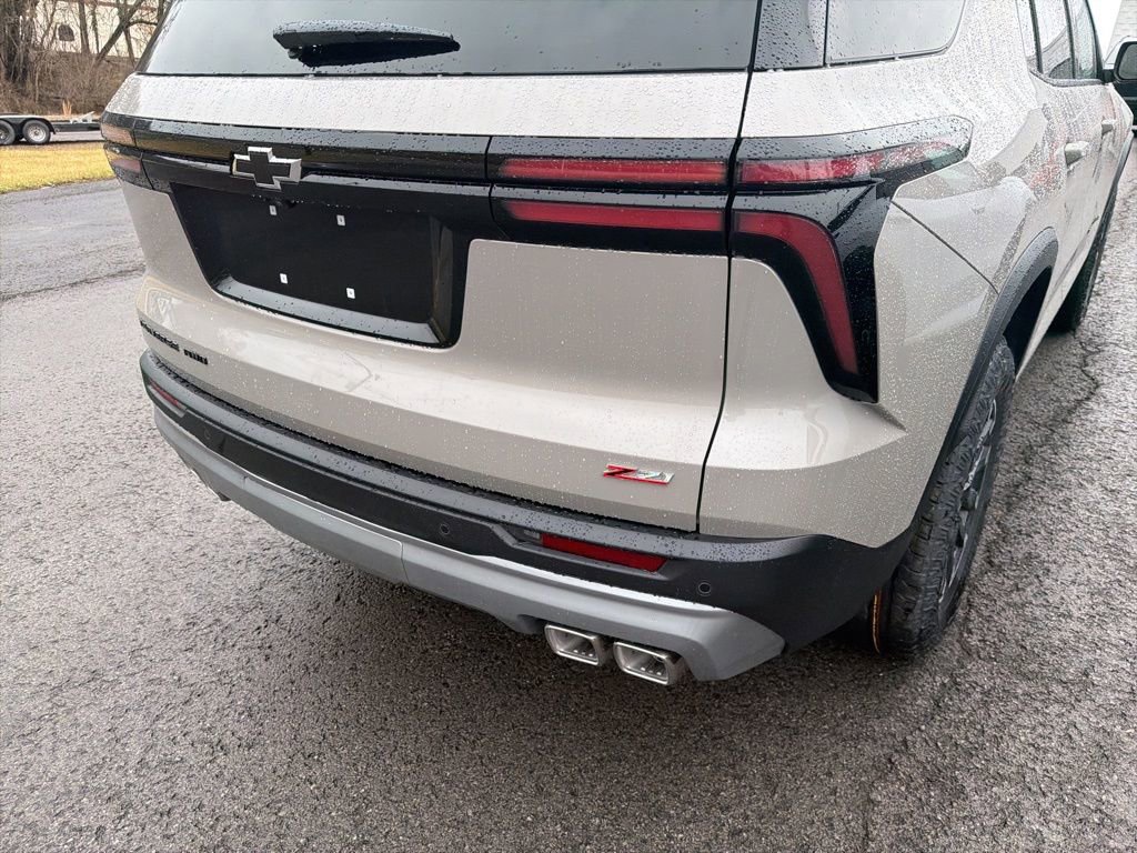 New 2026 Chevrolet Traverse Z71 w/ Driver Confidence Package image 7