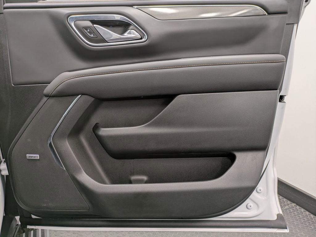 Used 2024 GMC Yukon AT4 w/ AT4 Premium Plus Package image 30