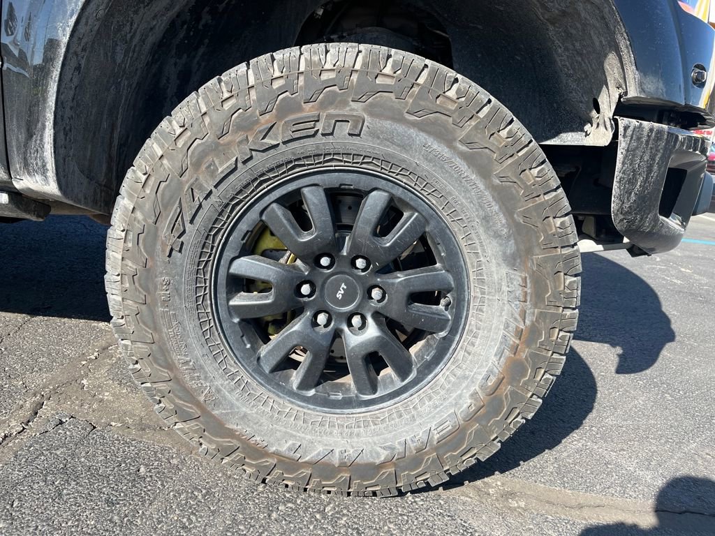 Used 2010 Ford F150 Raptor image 12