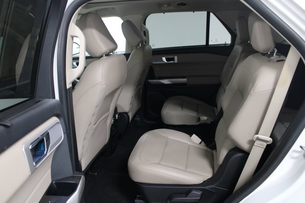 Used 2021 Ford Explorer Limited w/ Equipment Group 301A RWD image 24