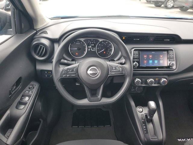 Used 2023 Nissan Kicks S image 15