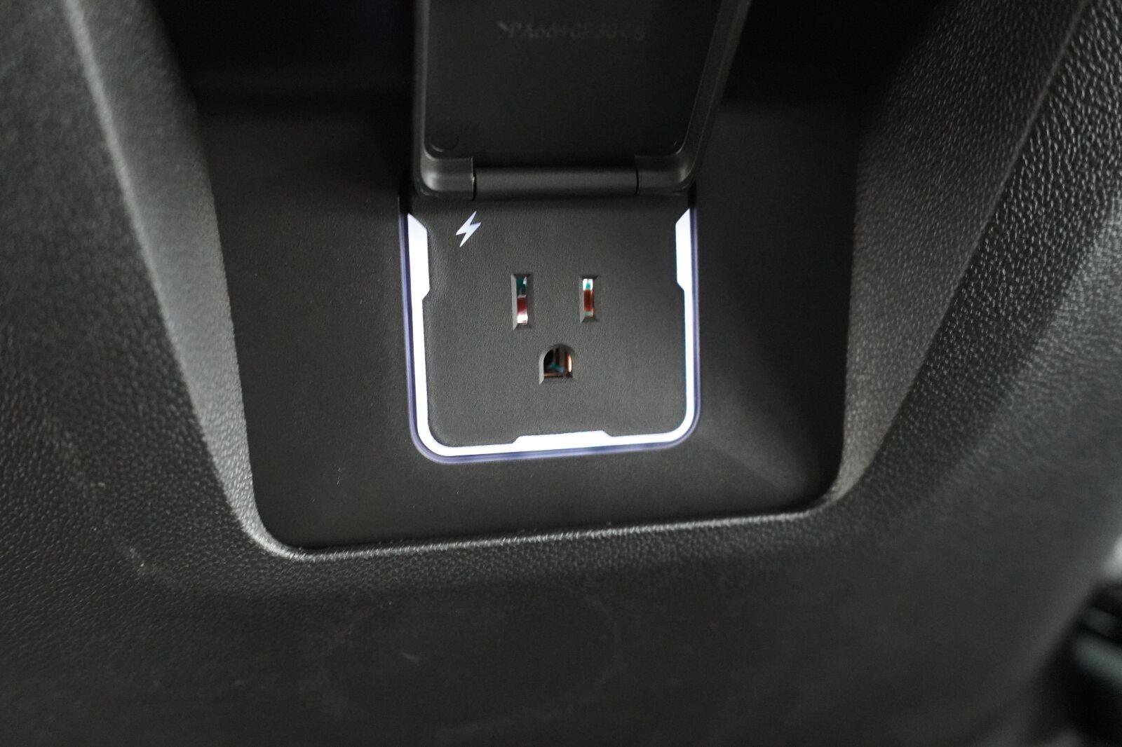 New 2026 Chevrolet Tahoe LT RWD image 33