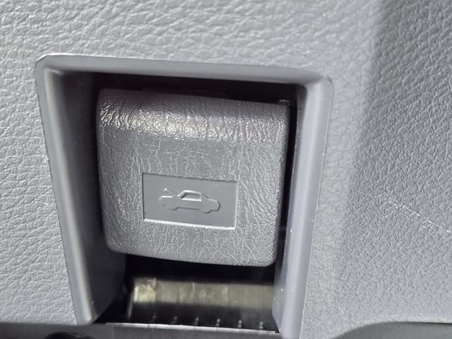 Used 2022 Toyota Sienna Limited AWD/4WD image 21
