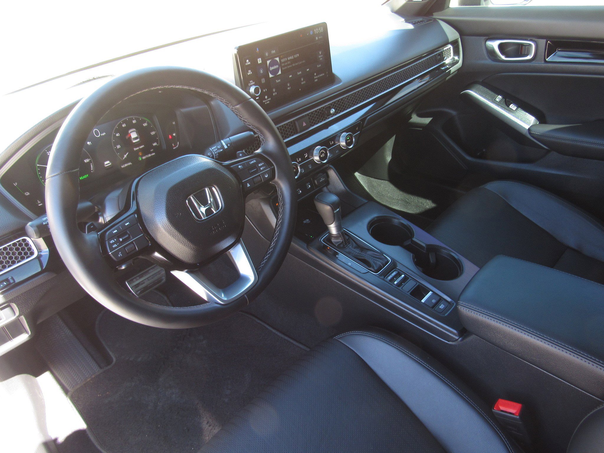 Used 2025 Honda Civic Sport image 15