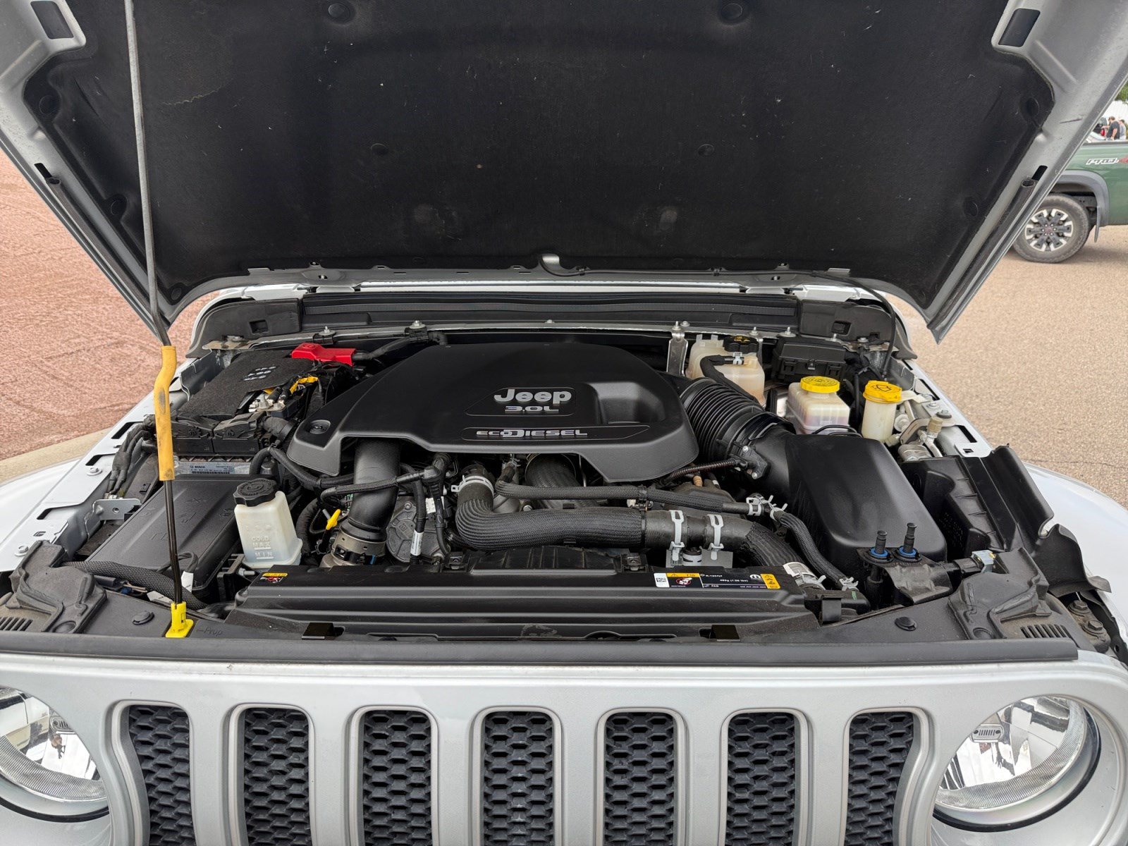 Used 2022 Jeep Wrangler Unlimited Sahara w/ Cold Weather Group AWD/4WD image 20