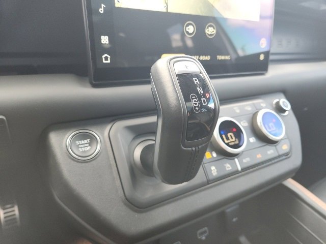 Used 2023 Land Rover Defender 110 X image 33