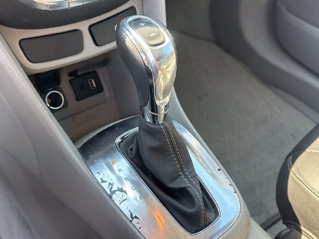 Used 2013 Buick Encore Leather FWD image 16