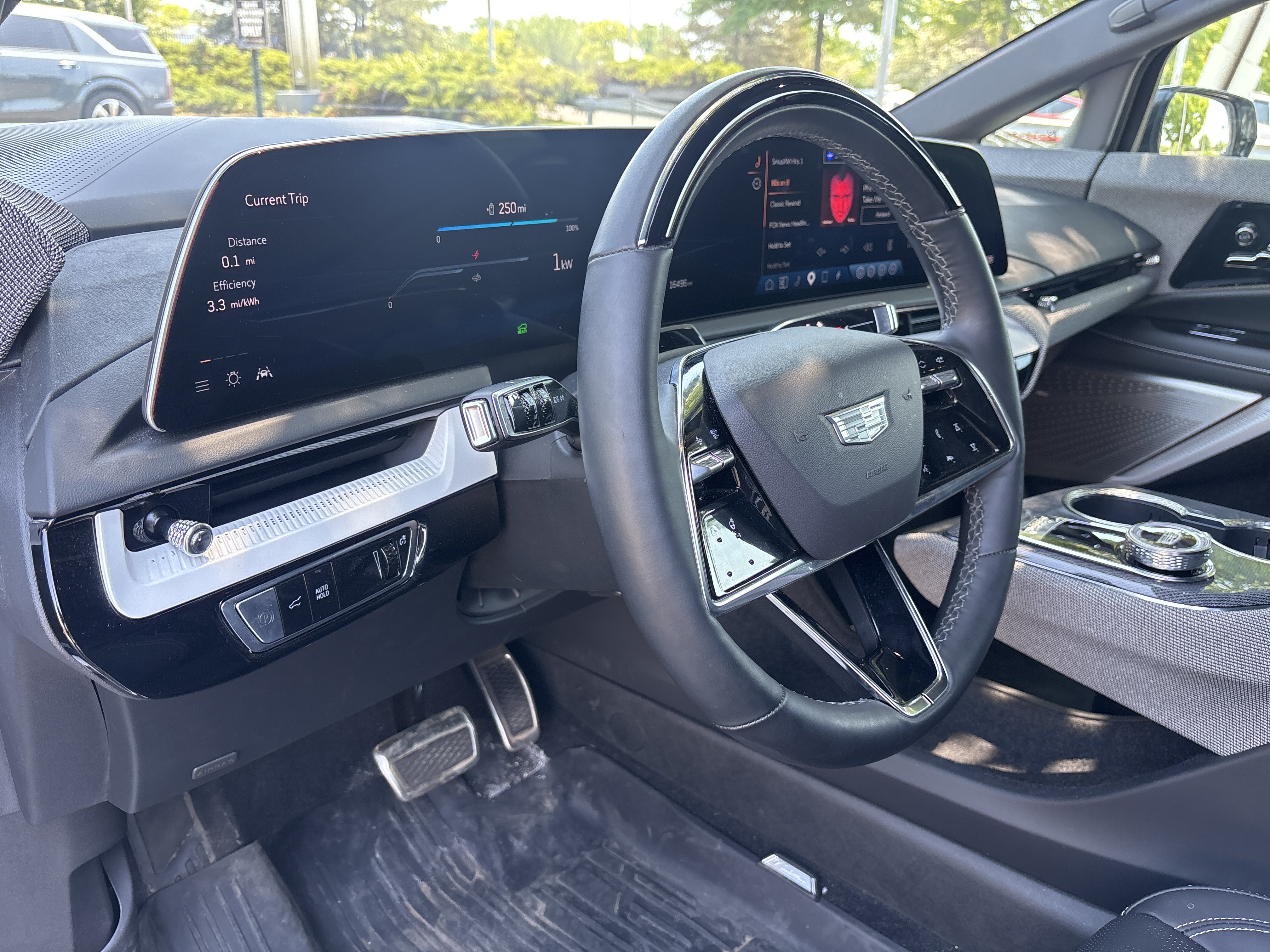 Used 2025 Cadillac Optiq Luxury 2 AWD/4WD image 23