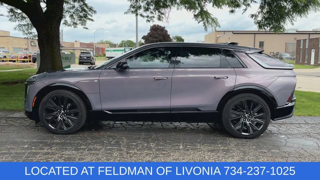 Used 2024 Cadillac Lyriq Sport w/ Nappa Leather Package AWD/4WD image 5