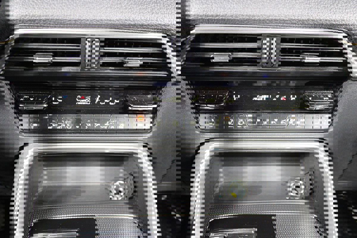 Used 2024 MAZDA CX-90 3.3 Turbo w/ Preferred Plus image 19