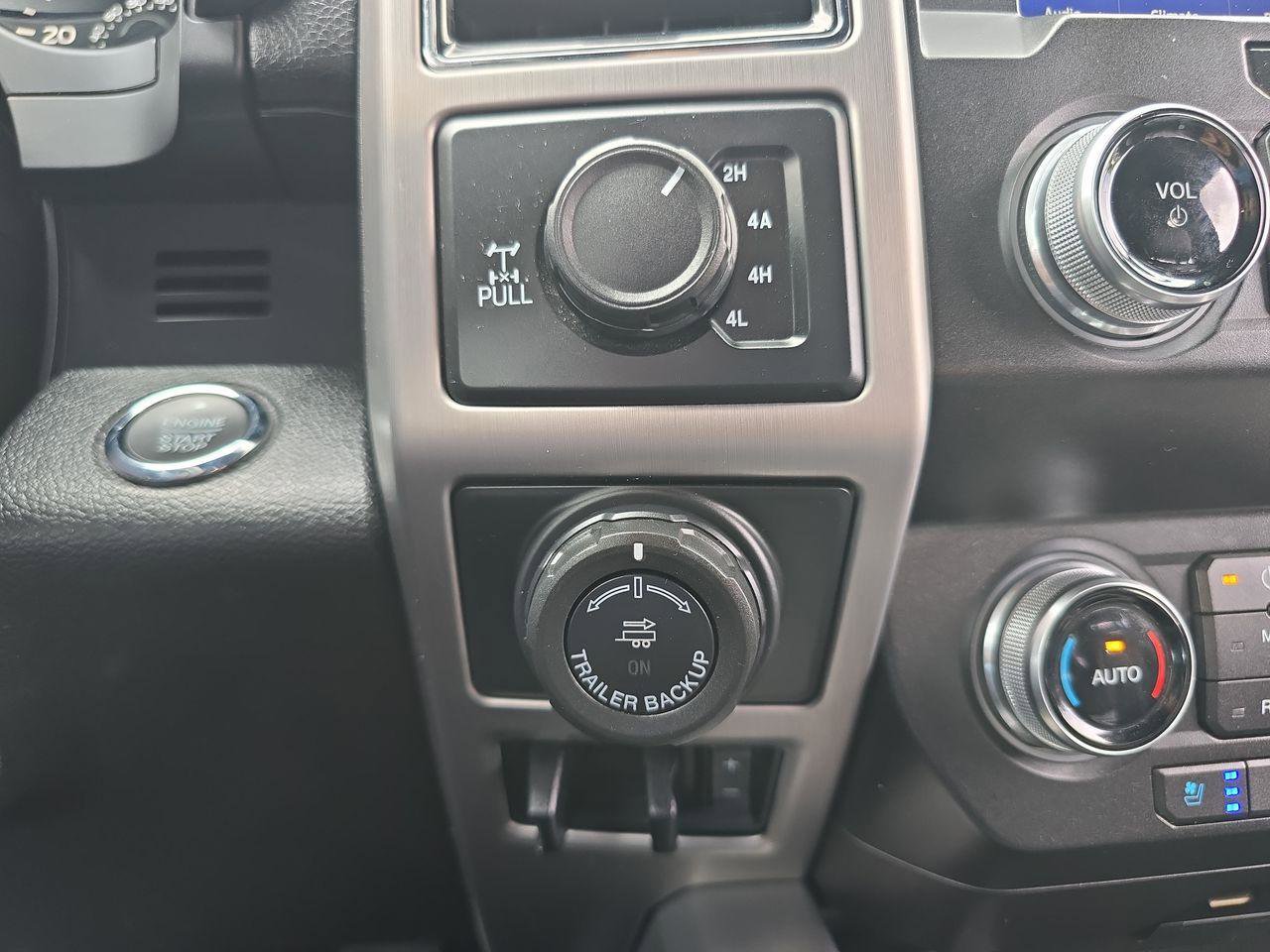 Used 2019 Ford F150 Platinum w/ Equipment Group 701A Luxury image 27