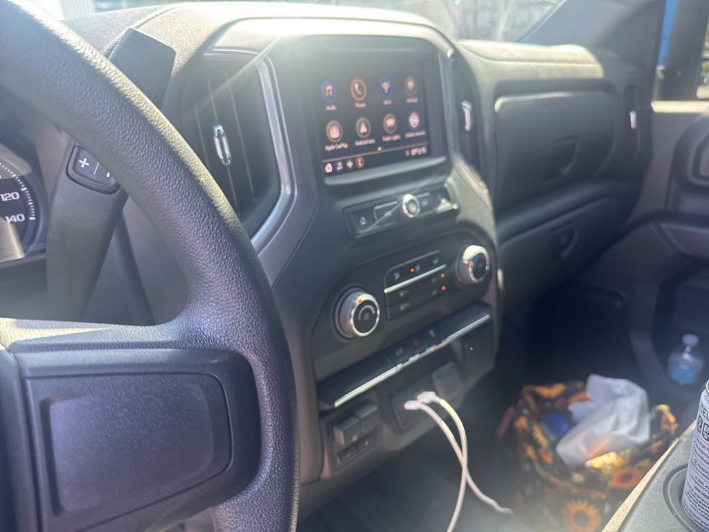 Used 2022 Chevrolet Silverado 2500 Custom w/ Custom Value Package image 21