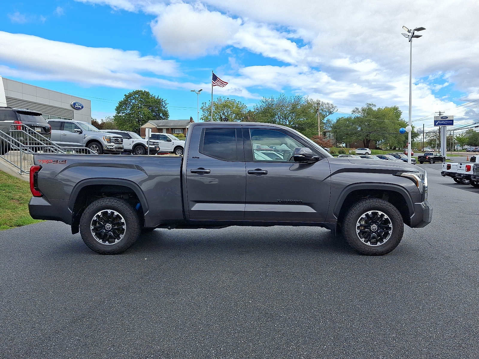 Used 2022 Toyota Tundra SR5 image 7