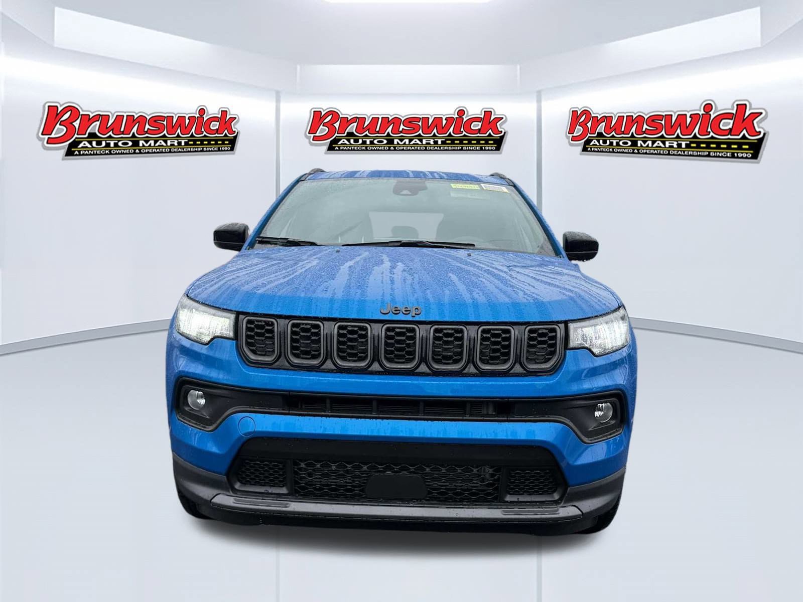 New 2026 Jeep Compass Latitude AWD/4WD image 2