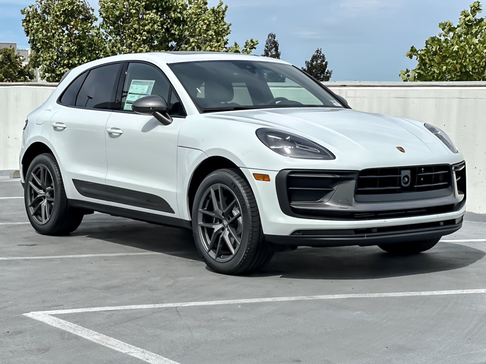 New 2026 Porsche Macan AWD/4WD image 11