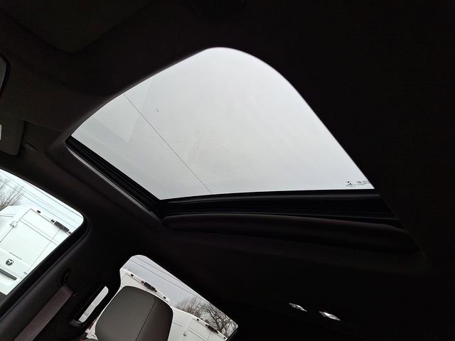 Used 2020 Chevrolet Silverado 2500 LTZ w/ LTZ Premium Package image 11