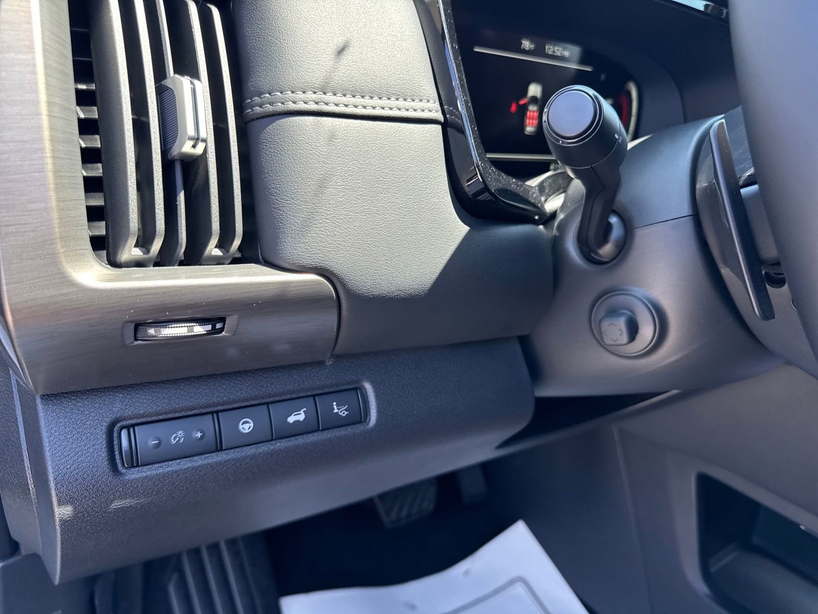 New 2025 Nissan Pathfinder Platinum w/ Cargo Package image 14