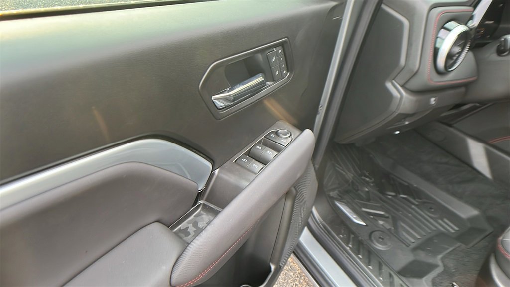 New 2026 Chevrolet Colorado Z71 w/ Technology Package image 12