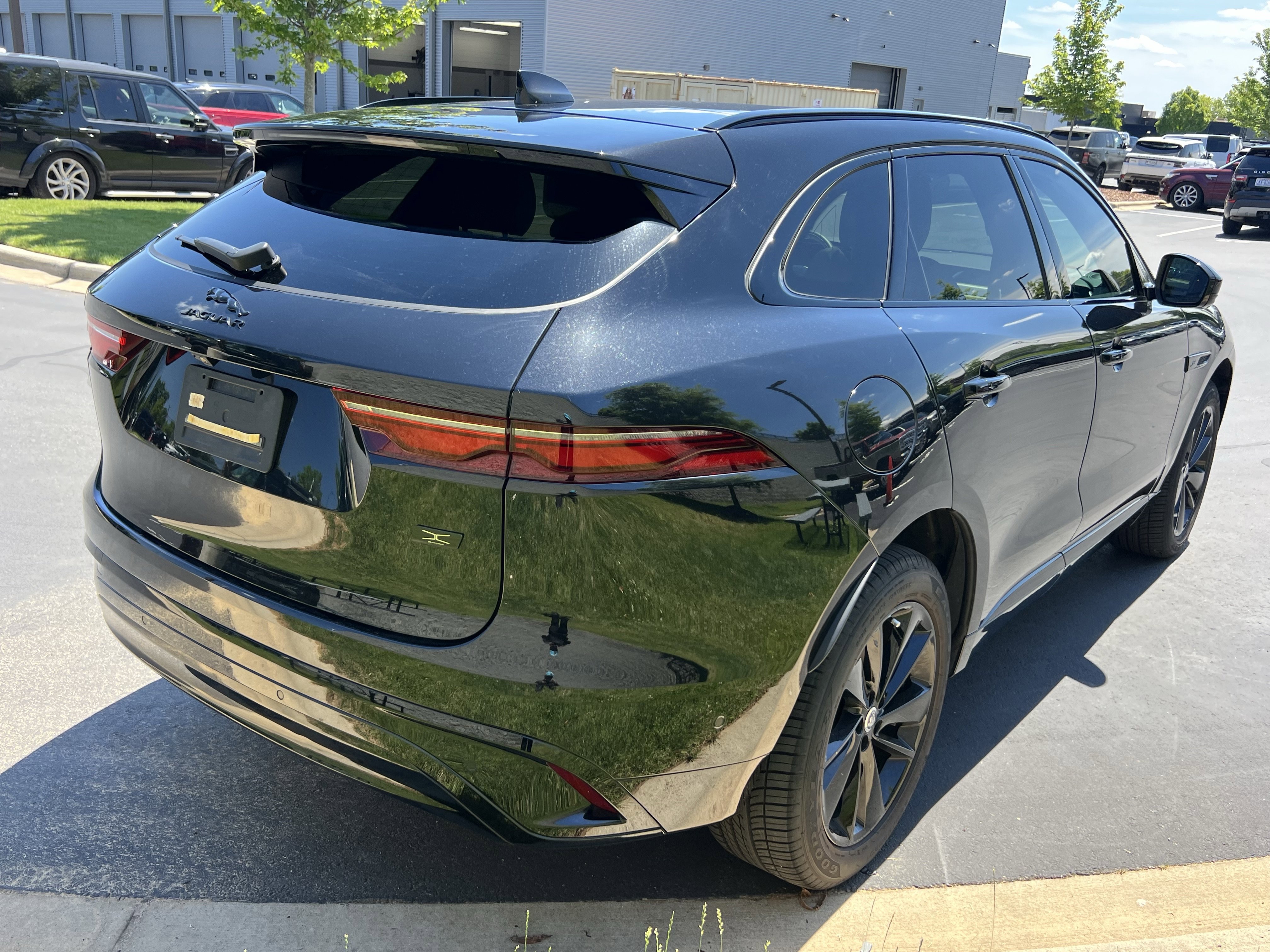 Used 2026 Jaguar F-PACE R-Dynamic S AWD/4WD image 7