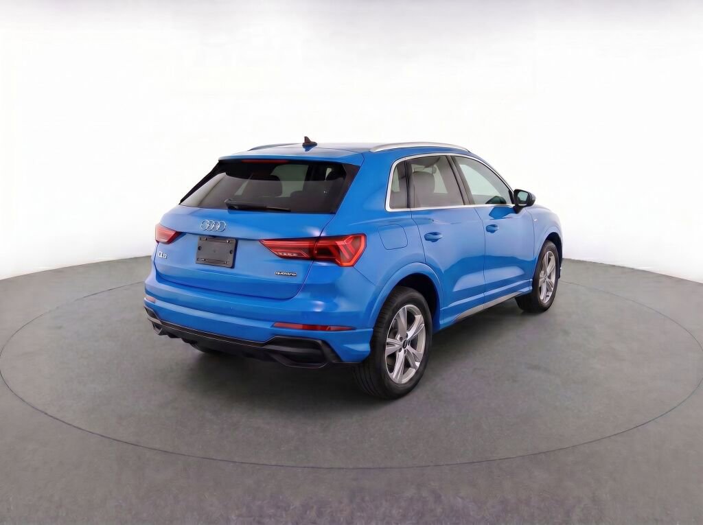 Used 2020 Audi Q3 2.0T Premium Plus w/ Premium Plus Package AWD/4WD image 5