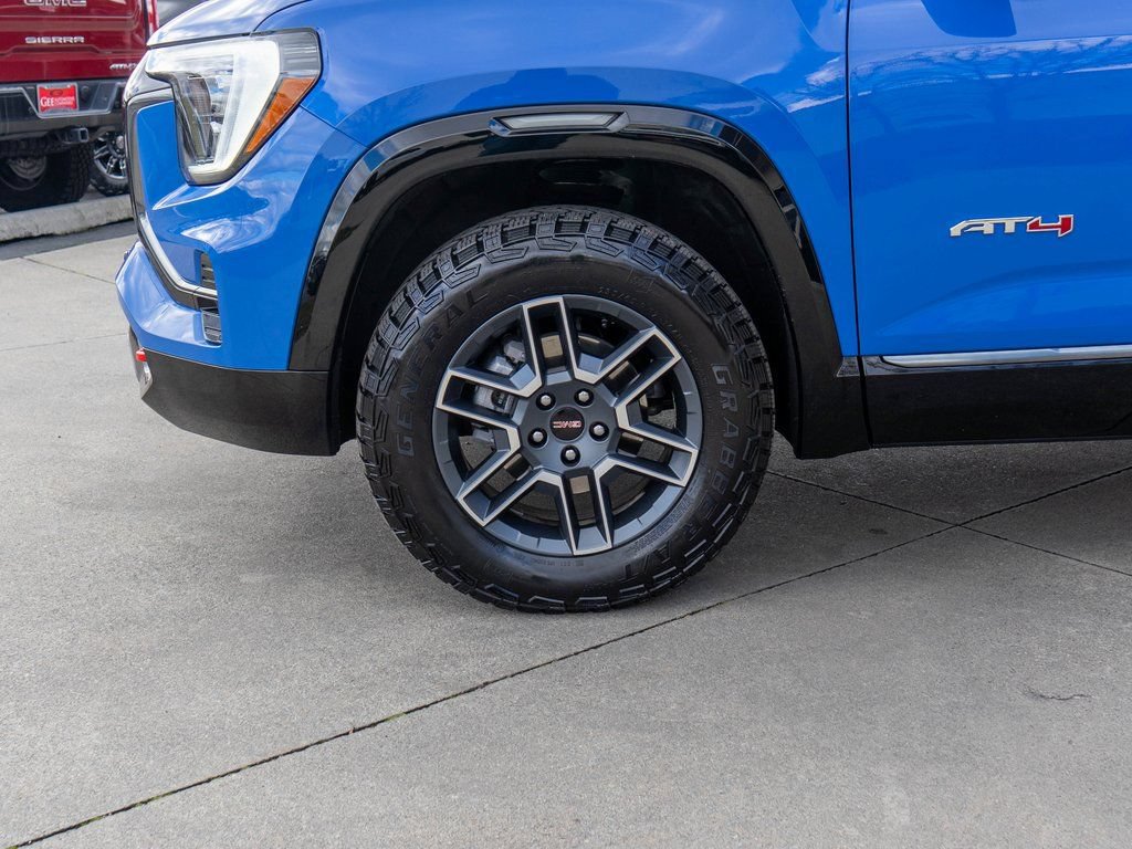 New 2026 GMC Terrain AT4 AWD/4WD image 29