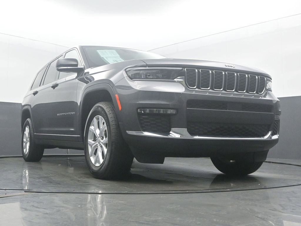 Used 2023 Jeep Grand Cherokee L Limited AWD/4WD image 55