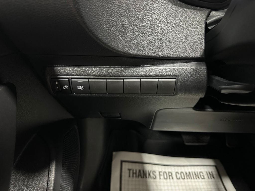 Used 2026 Toyota Corolla LE FWD image 17