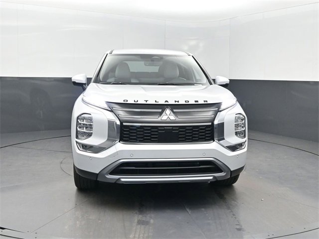 New 2025 Mitsubishi Outlander SE image 34