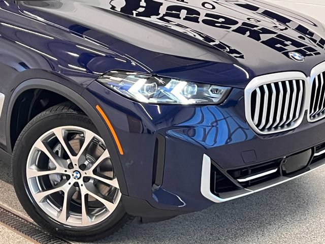 New 2026 BMW X5 xDrive40i w/ Climate Comfort Package AWD/4WD image 38