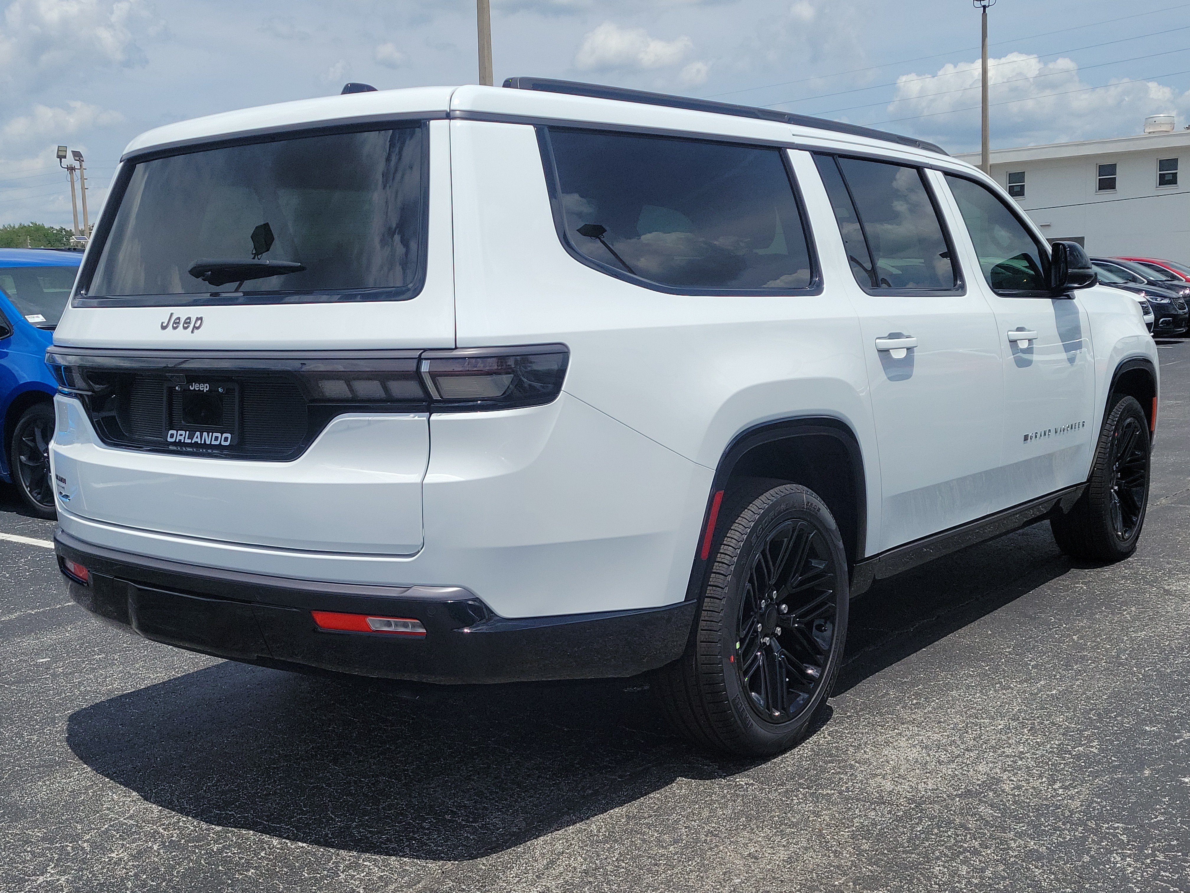 New 2026 Jeep Grand Wagoneer L Limited AWD/4WD image 5