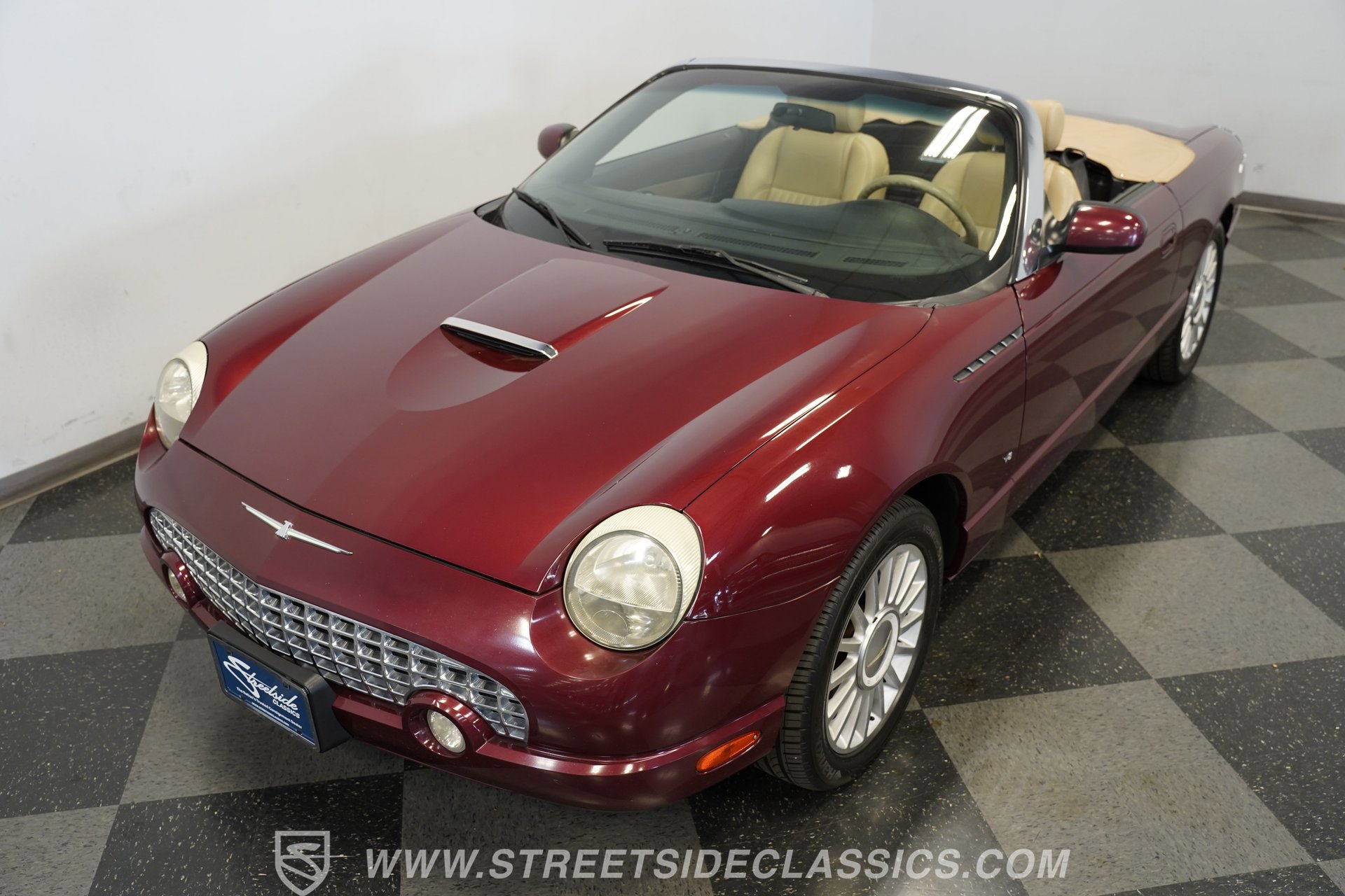 Used 2004 Ford Thunderbird RWD image 20