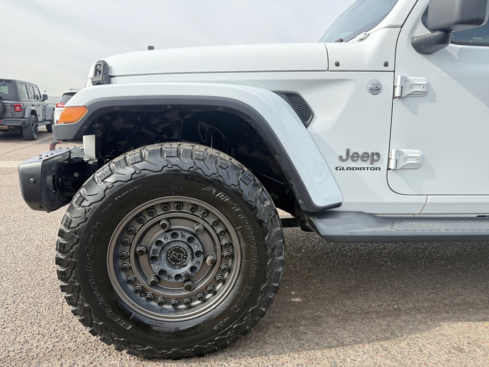 Used 2020 Jeep Gladiator Overland image 10