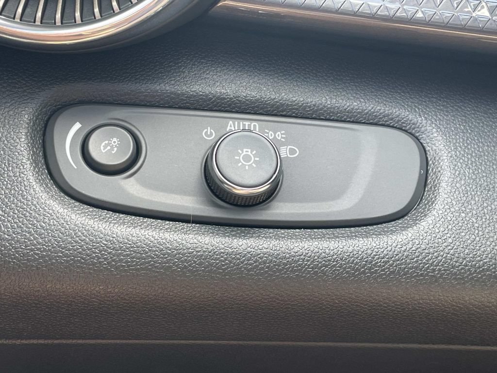 New 2026 Chevrolet Trax ACTIV w/ Driver Confidence Package FWD image 25
