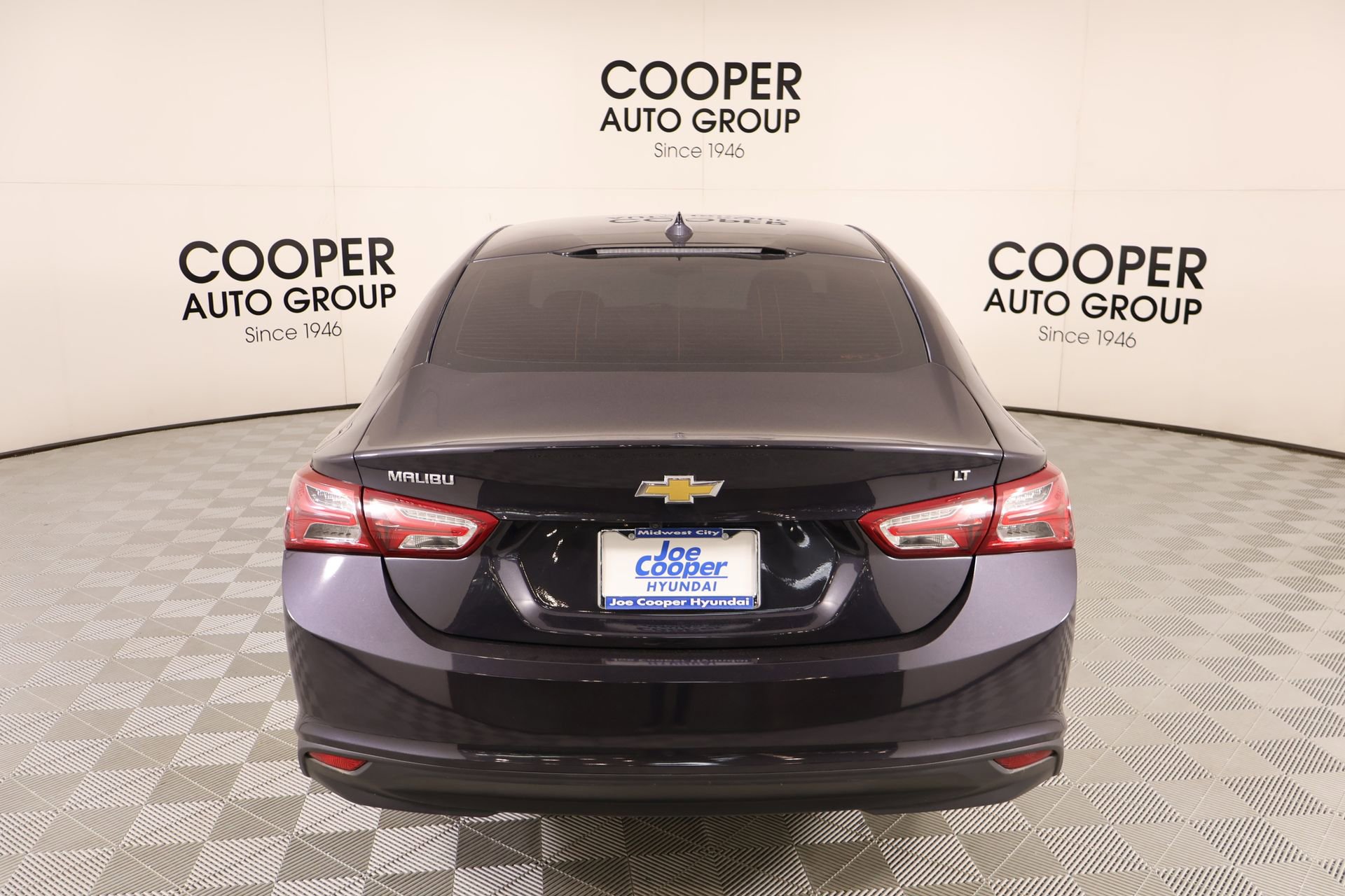 Used 2022 Chevrolet Malibu LT FWD image 21
