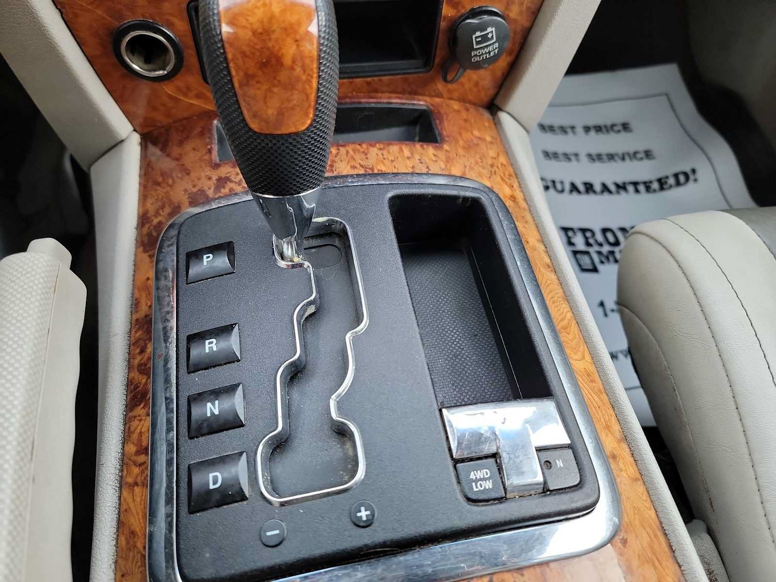 Used 2007 Jeep Grand Cherokee Overland AWD/4WD image 18