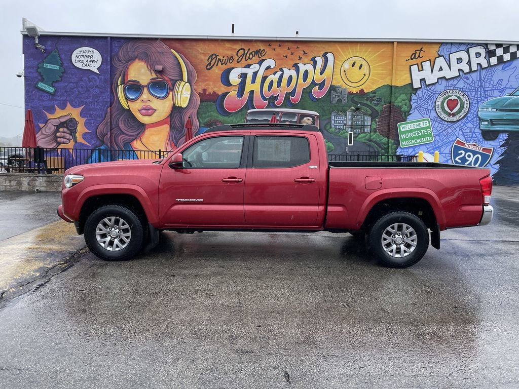 Used 2016 Toyota Tacoma SR5 w/ SR5 Appearance Package (SN) AWD/4WD image 2